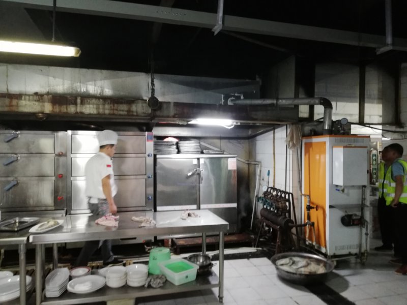 酒店食品加工蒸螃蟹使用潔淨蒸汽發生器